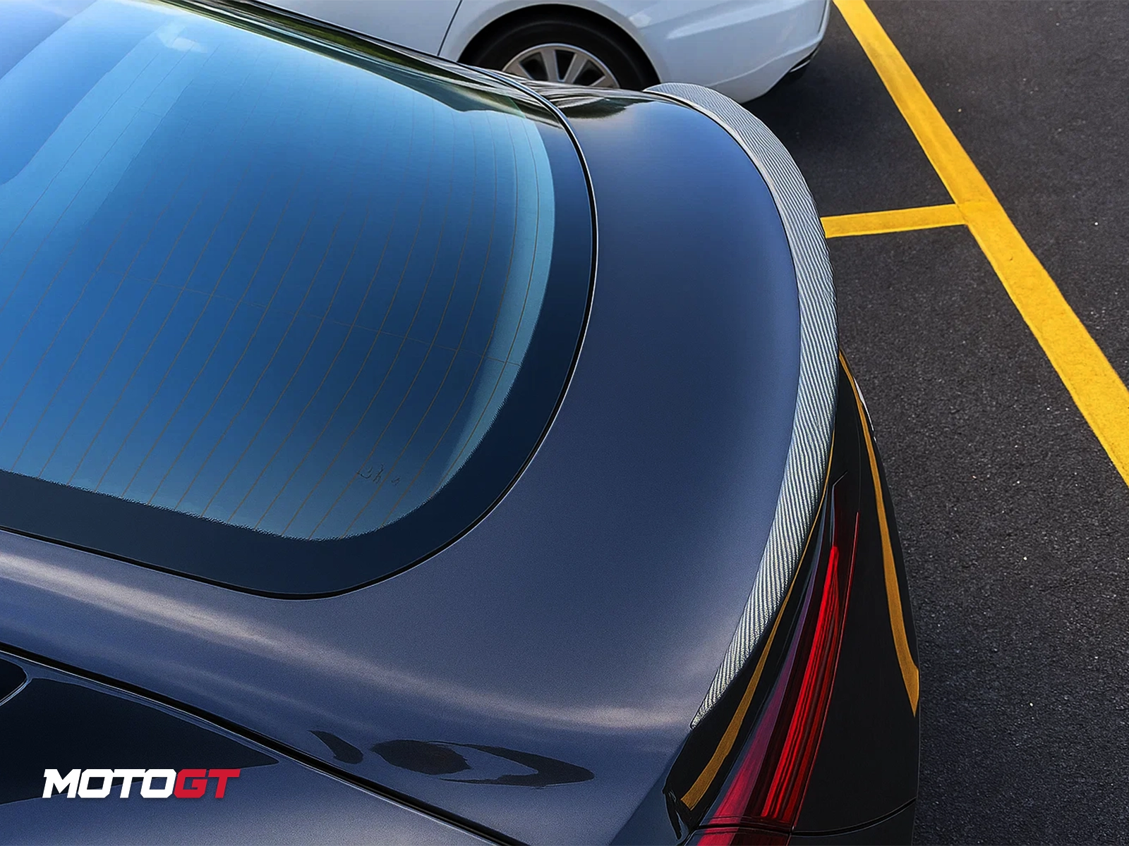 GLC CLASS REAR SPOILER